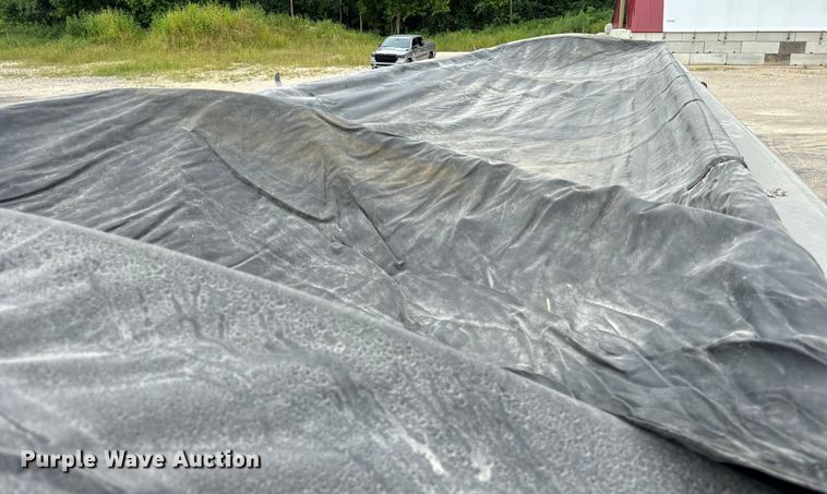 image for item OG9624 1986 CMC end dump trailer