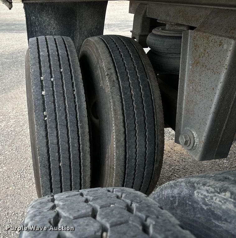 image for item OG9624 1986 CMC end dump trailer