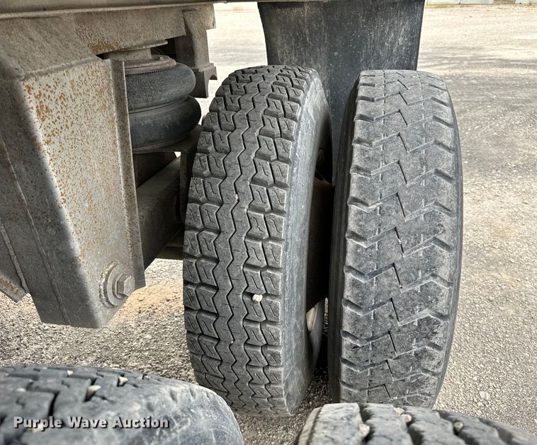 image for item OG9624 1986 CMC end dump trailer