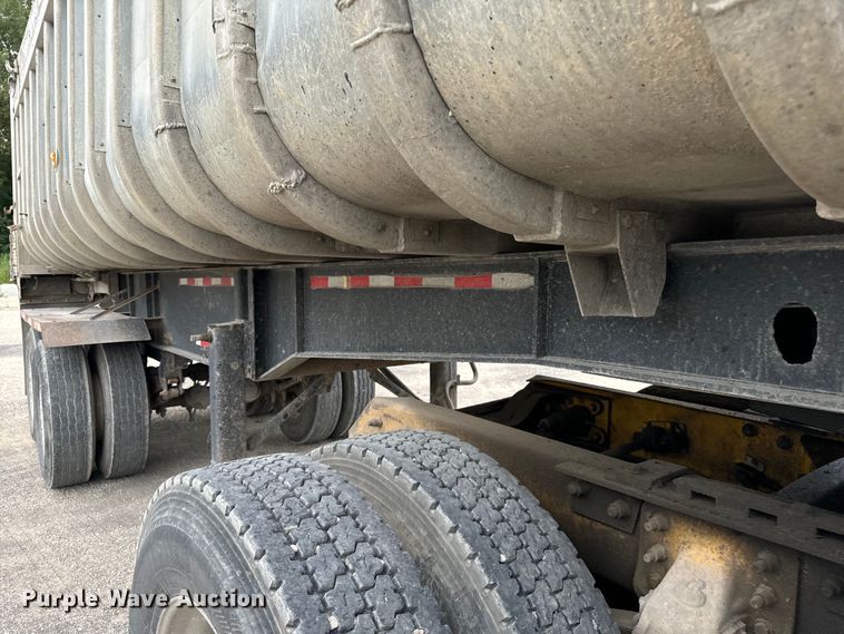 image for item OG9625 1974 Fruehauf ND DA5 24 end dump trailer