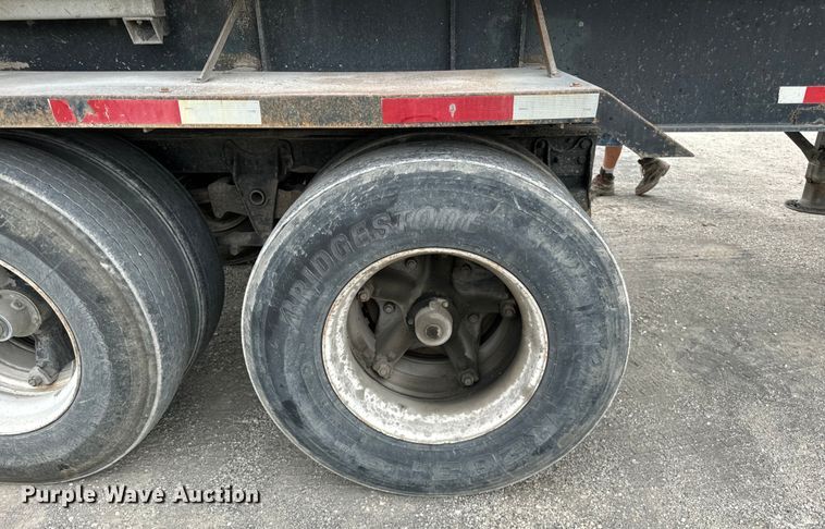 image for item OG9625 1974 Fruehauf ND DA5 24 end dump trailer