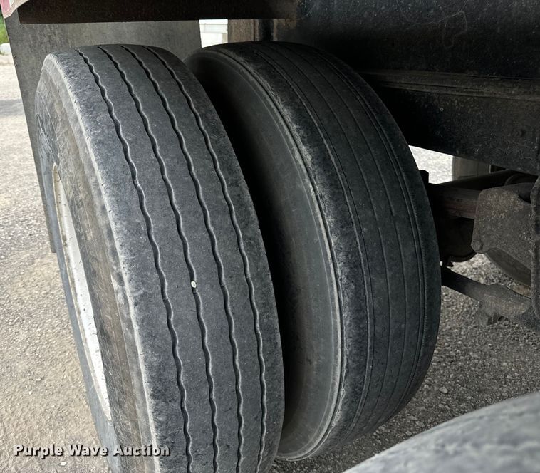 image for item OG9625 1974 Fruehauf ND DA5 24 end dump trailer