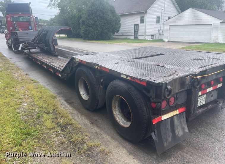 image for item OG9637 1977 Transcraft DBDTX-44 double drop deck trailer