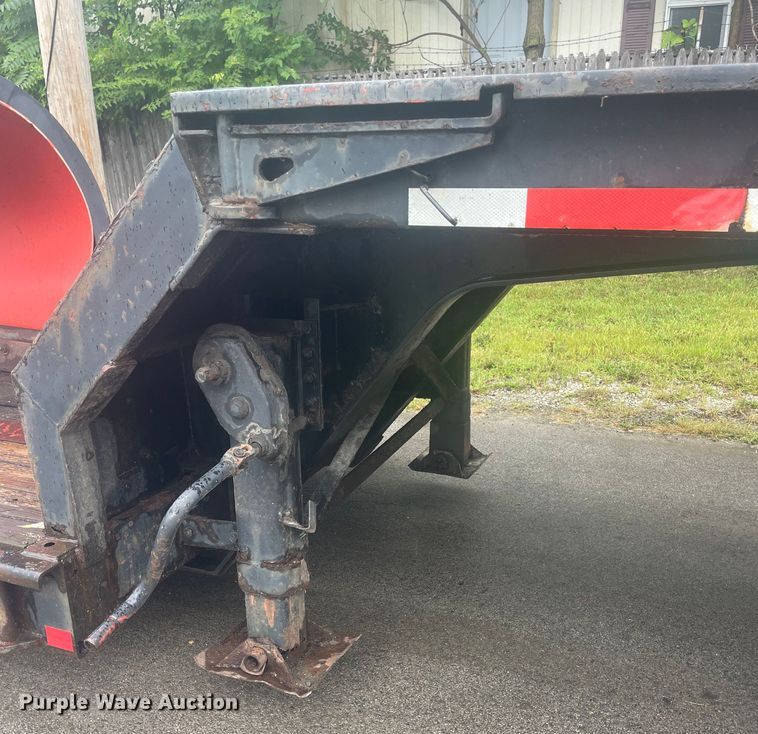 image for item OG9637 1977 Transcraft DBDTX-44 double drop deck trailer