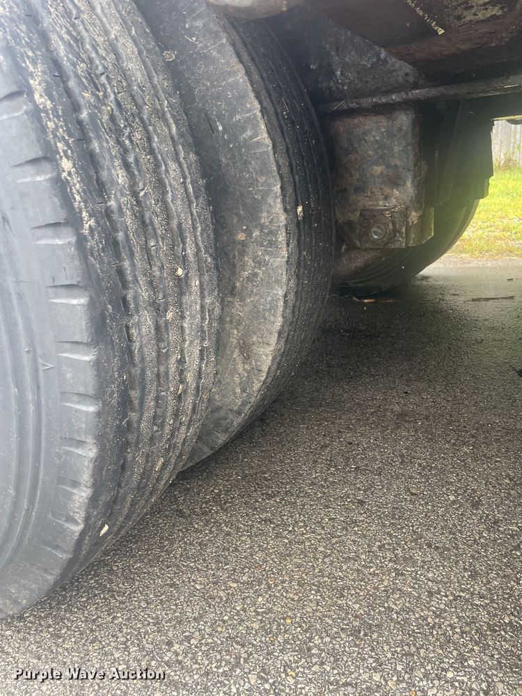 image for item OG9637 1977 Transcraft DBDTX-44 double drop deck trailer