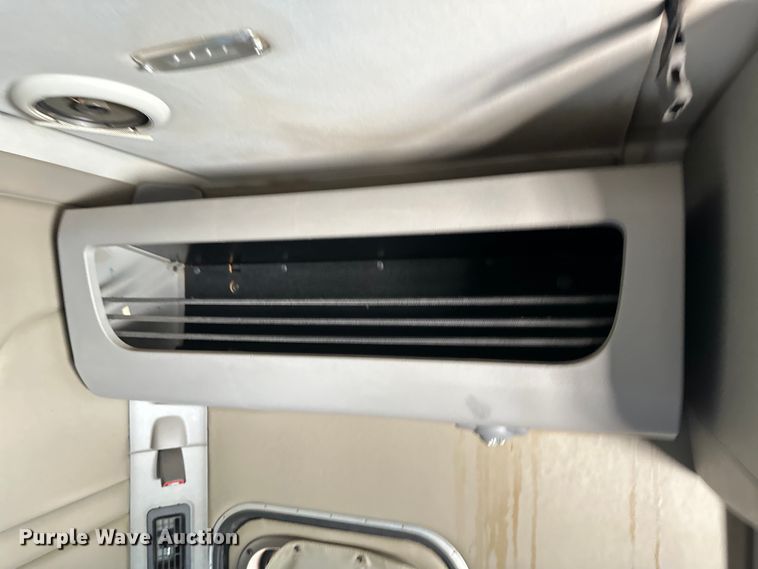 image for item OM9590 2014 Peterbilt 579 semi truck