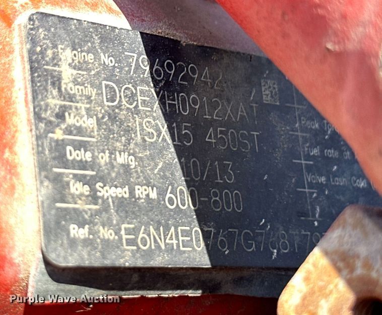 image for item OM9590 2014 Peterbilt 579 semi truck