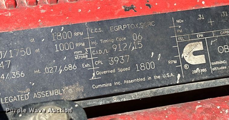 image for item OM9590 2014 Peterbilt 579 semi truck