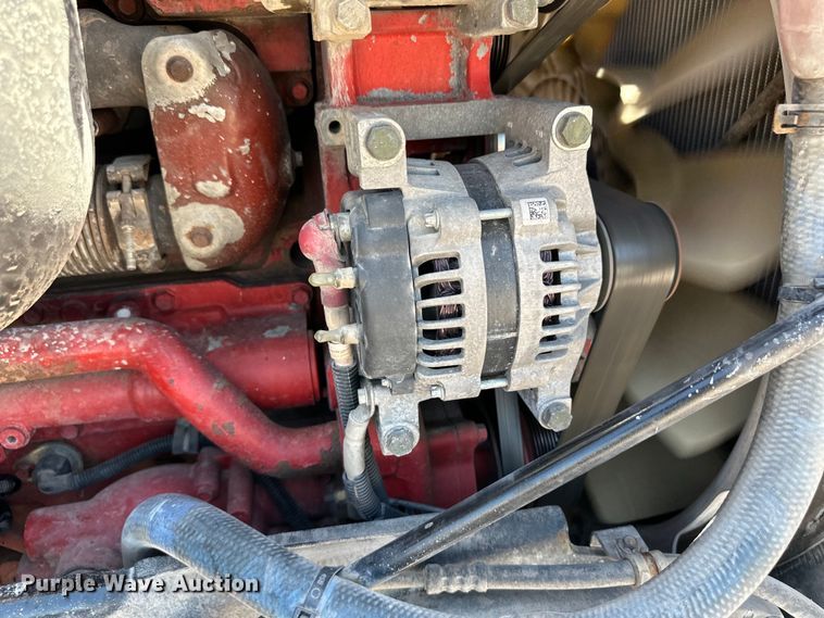 image for item OM9590 2014 Peterbilt 579 semi truck