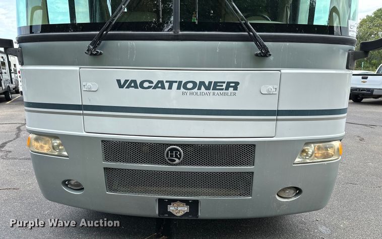 image for item DF8426 2002 Holiday Rambler Vacationer RV