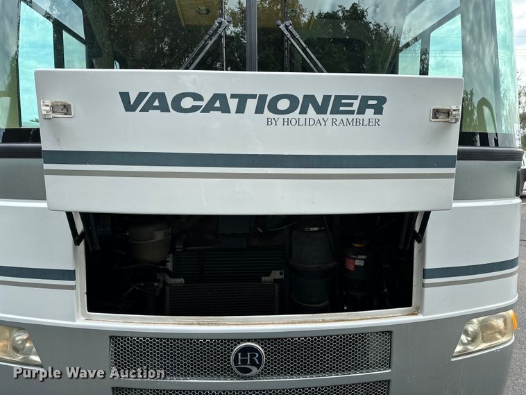 image for item DF8426 2002 Holiday Rambler Vacationer RV