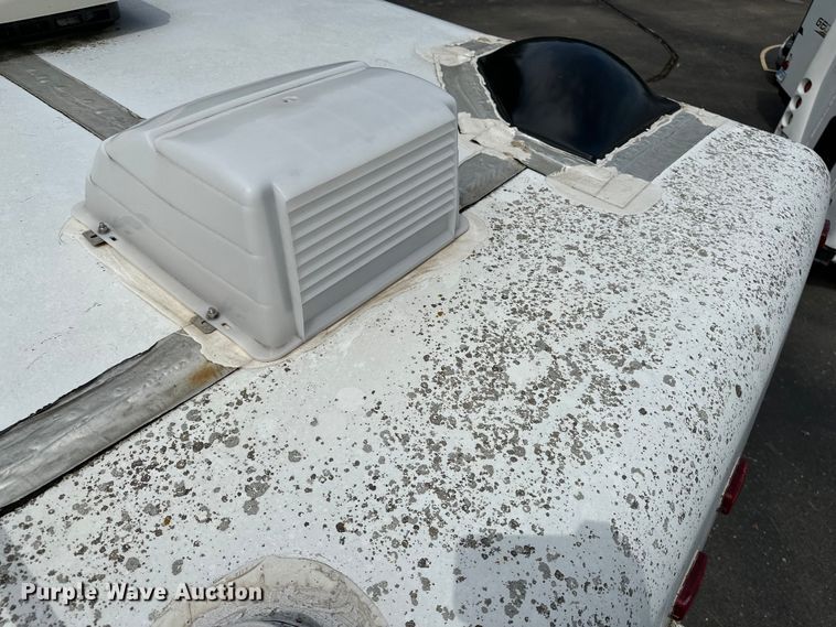 image for item DF8426 2002 Holiday Rambler Vacationer RV