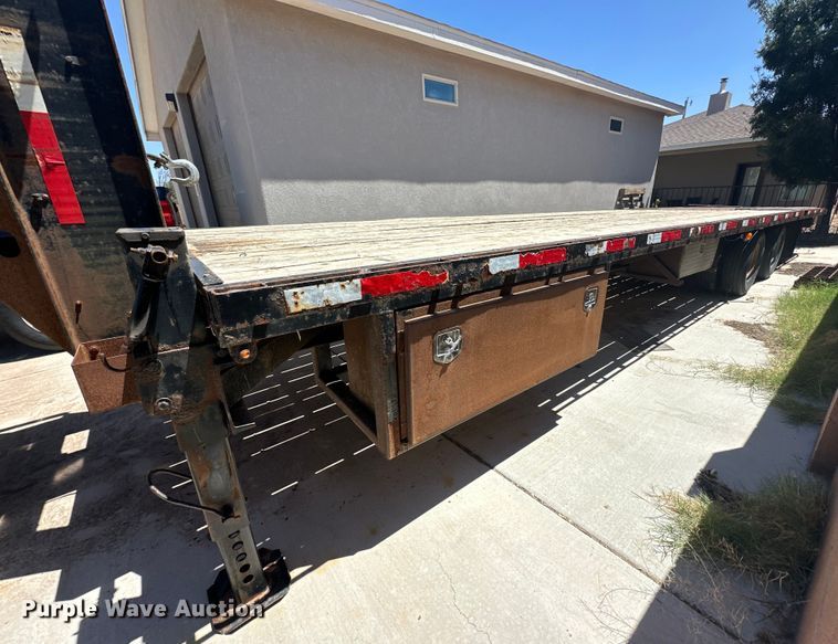 image for item DG4488 2013 Finish Line  Deckover tilt deck equipment trailer