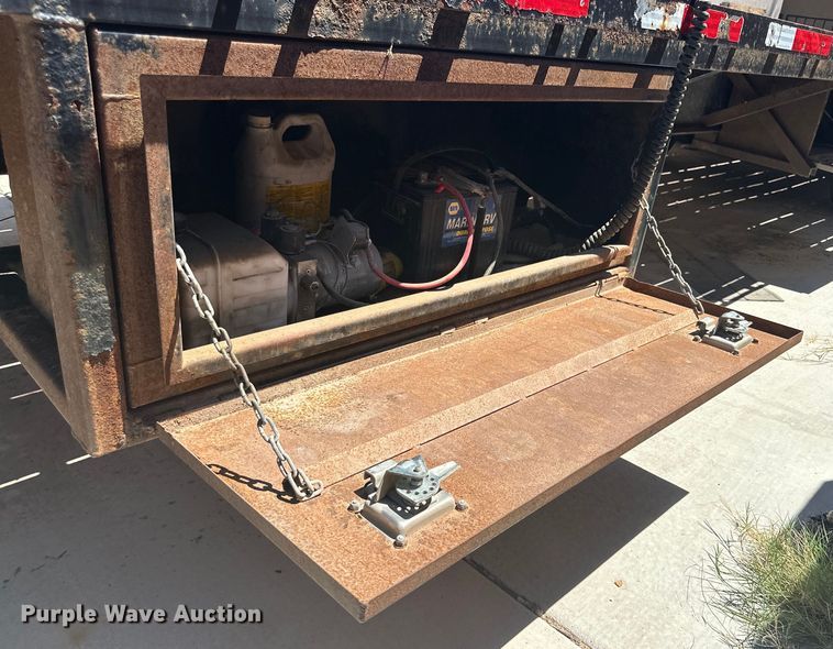 image for item DG4488 2013 Finish Line  Deckover tilt deck equipment trailer