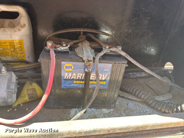 image for item DG4488 2013 Finish Line  Deckover tilt deck equipment trailer