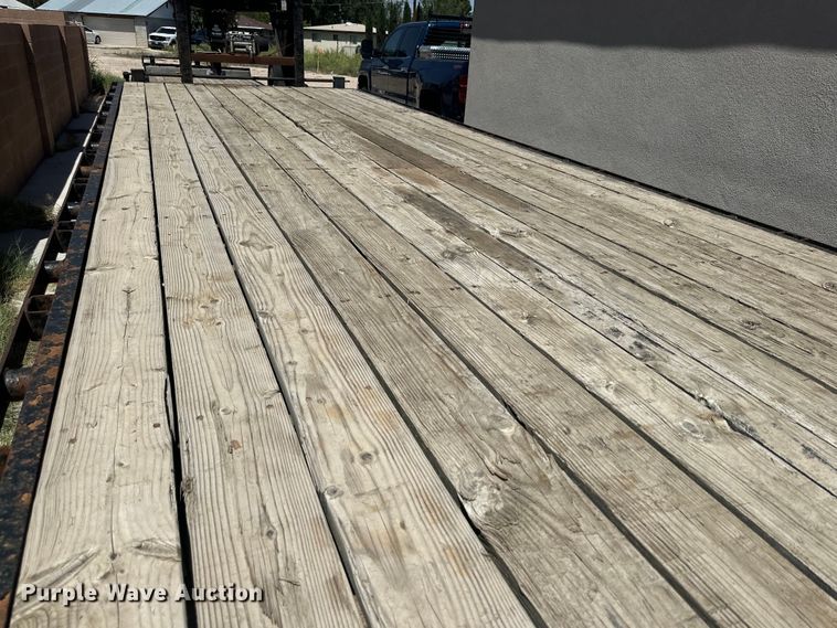 image for item DG4488 2013 Finish Line  Deckover tilt deck equipment trailer