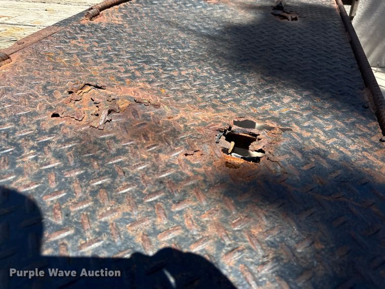 image for item DG4488 2013 Finish Line  Deckover tilt deck equipment trailer