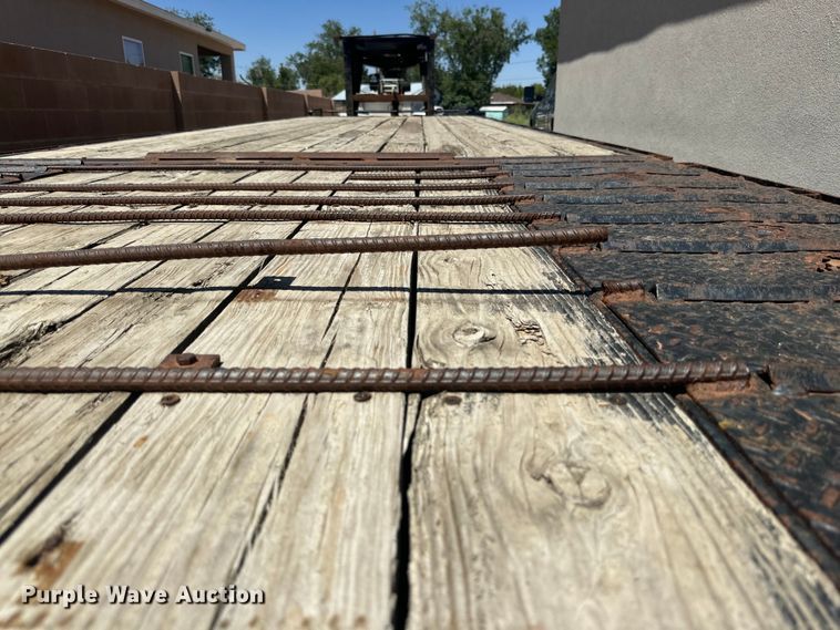 image for item DG4488 2013 Finish Line  Deckover tilt deck equipment trailer