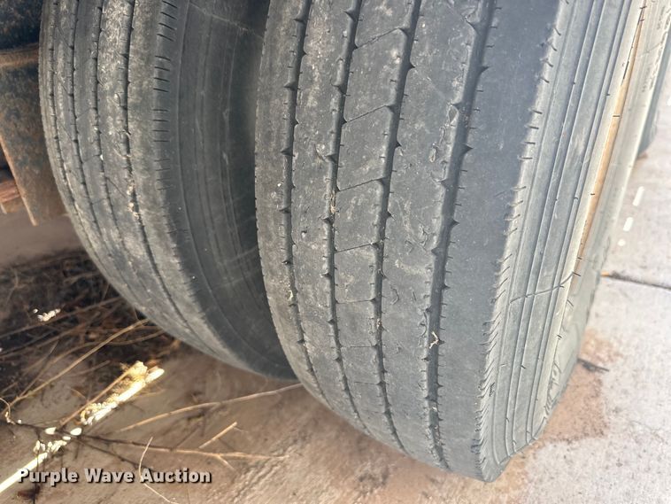 image for item DG4488 2013 Finish Line  Deckover tilt deck equipment trailer