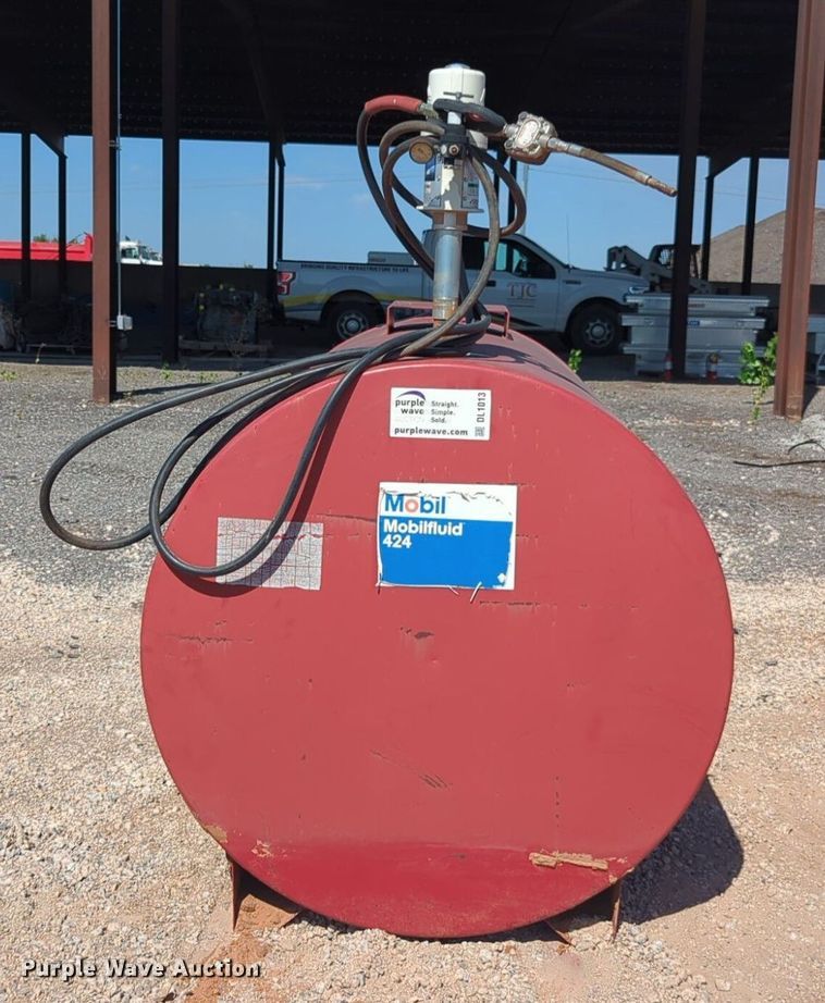 image for item DL1013 Oil tank