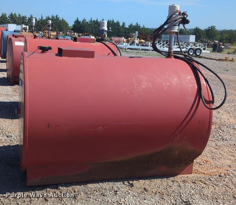 image for item DL1013 Oil tank