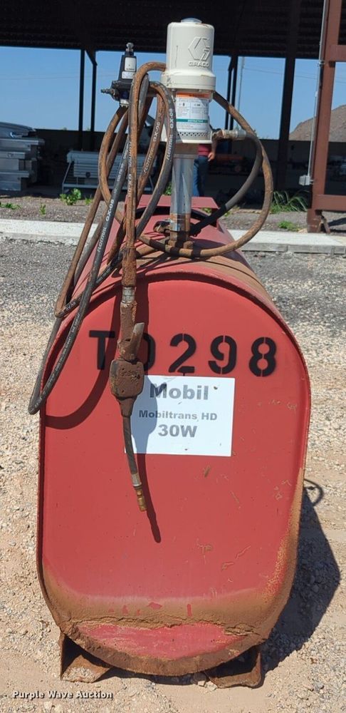 image for item DL1016 Oil tank