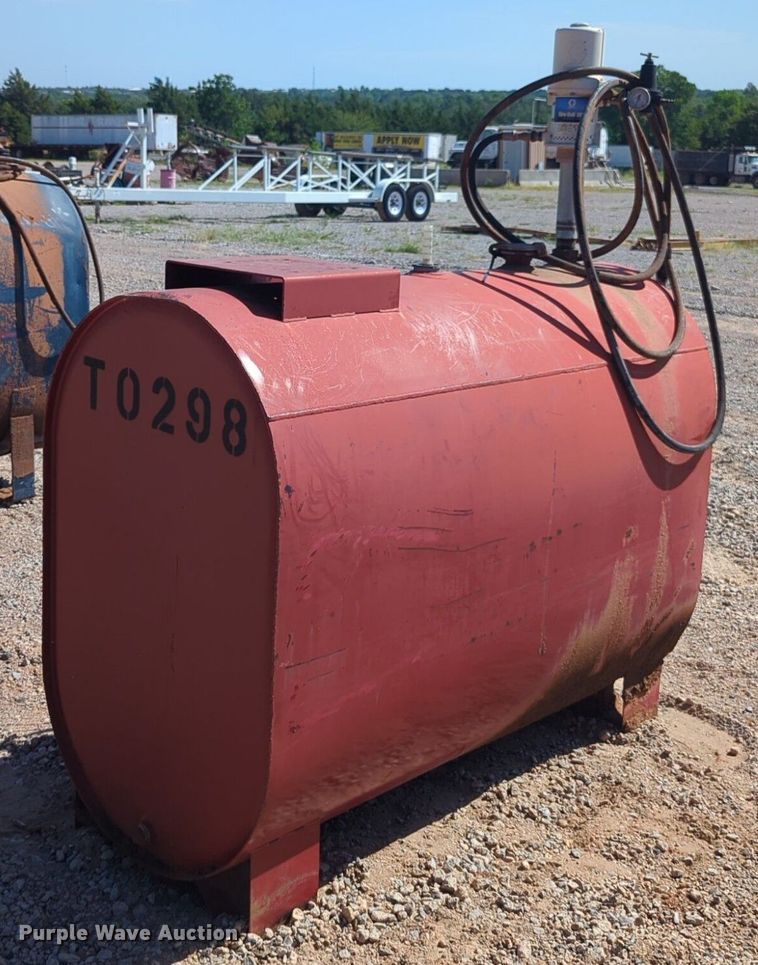 image for item DL1016 Oil tank