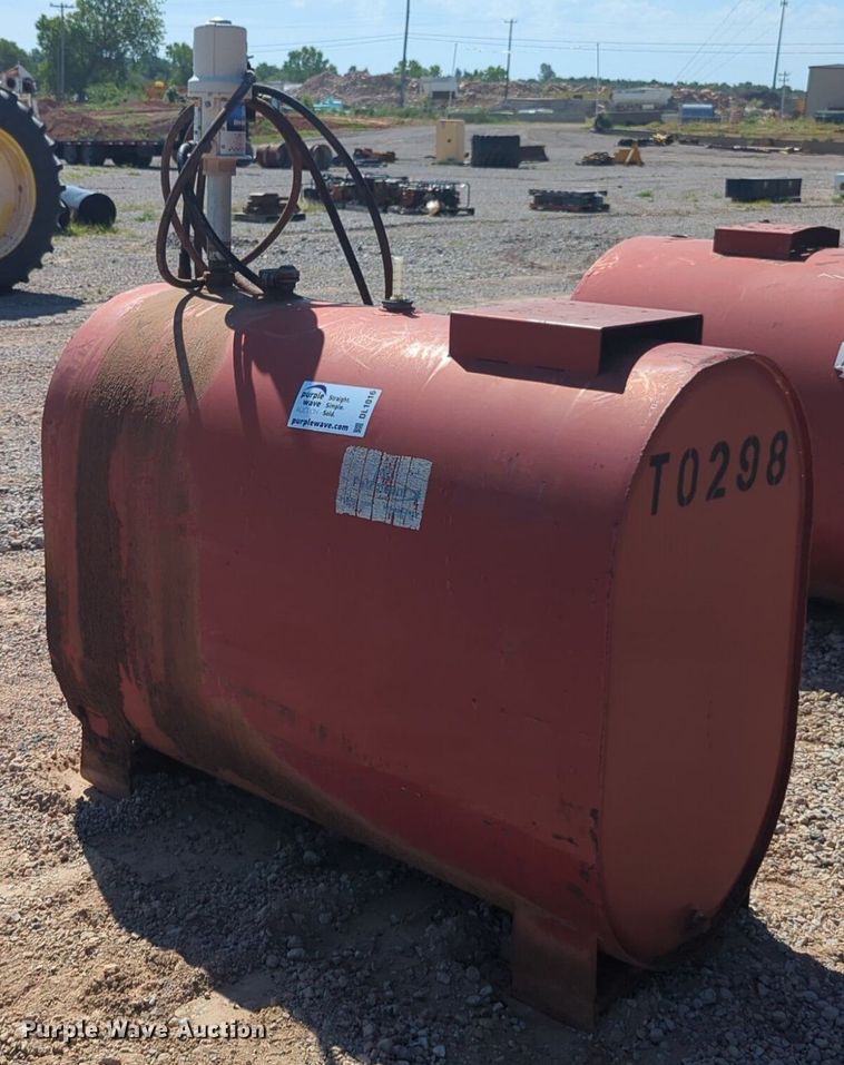 image for item DL1016 Oil tank