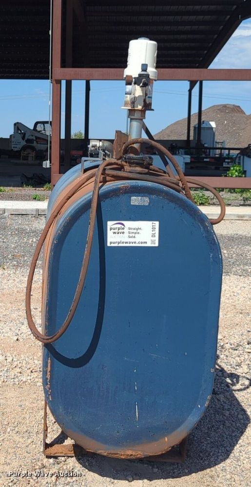 image for item DL1017 Oil tank 