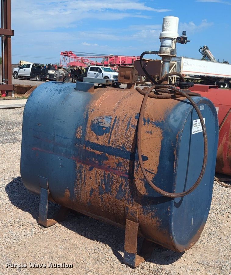 image for item DL1017 Oil tank 