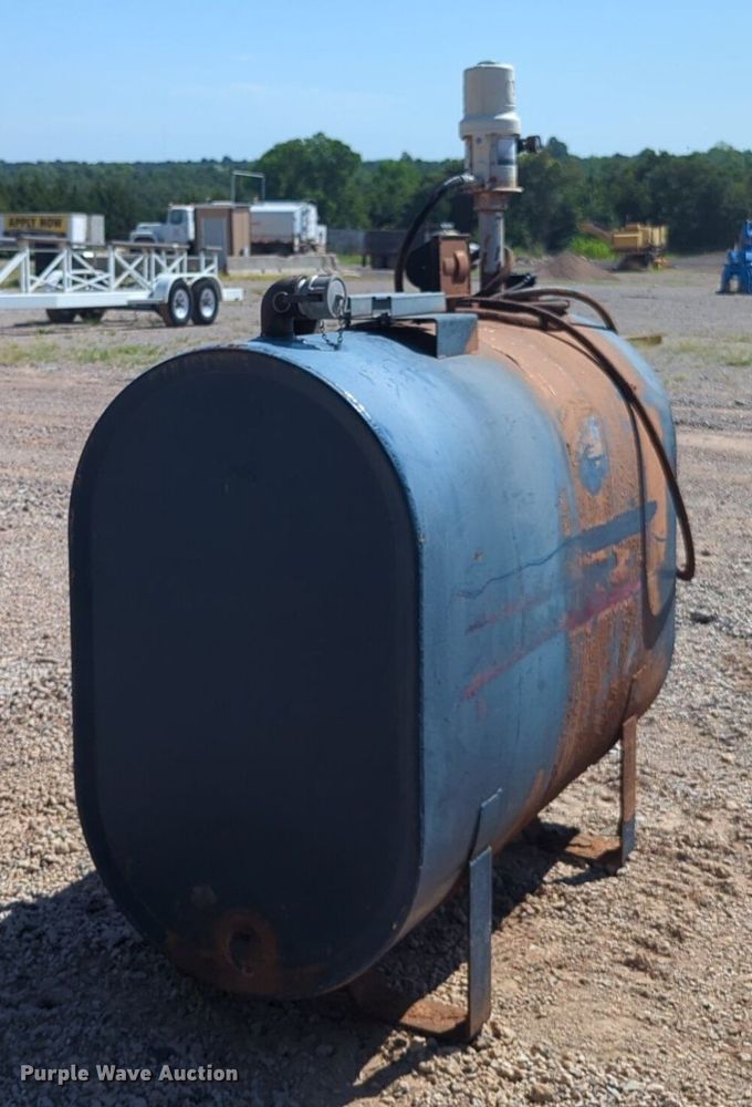 image for item DL1017 Oil tank 