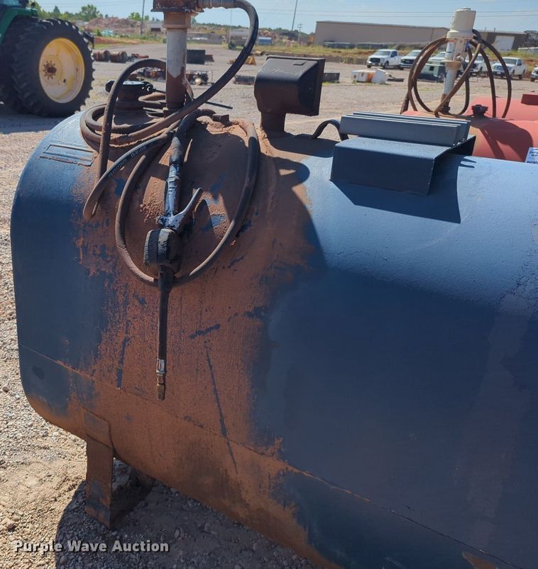 image for item DL1017 Oil tank 