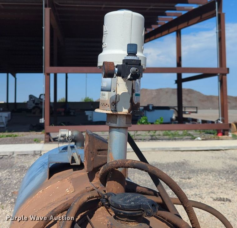 image for item DL1017 Oil tank 