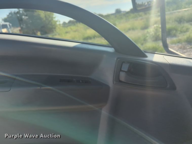 image for item DL1040 2016 Isuzu NPR delivery truck 