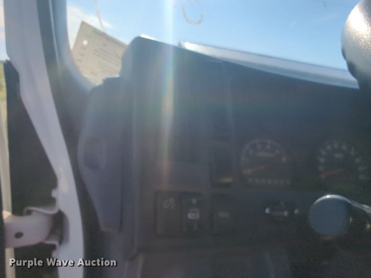 image for item DL1040 2016 Isuzu NPR delivery truck 