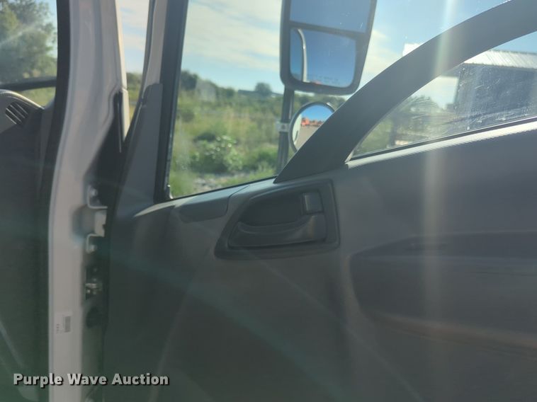 image for item DL1040 2016 Isuzu NPR delivery truck 