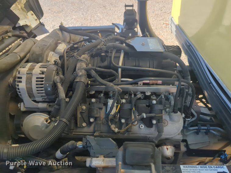 image for item DL1040 2016 Isuzu NPR delivery truck 