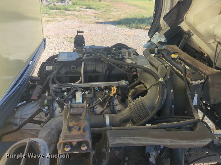 image for item DL1040 2016 Isuzu NPR delivery truck 