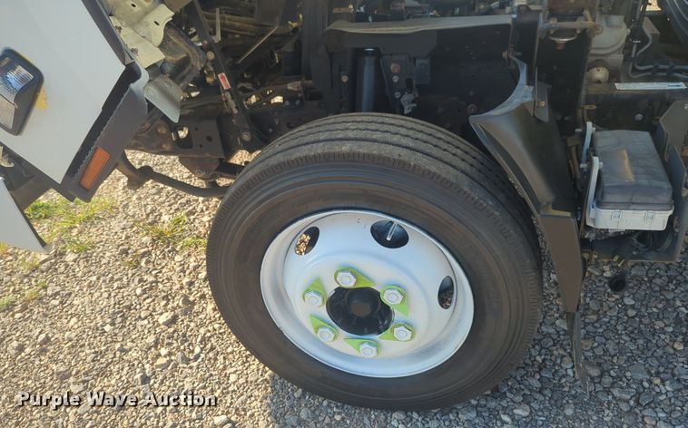 image for item DL1040 2016 Isuzu NPR delivery truck 