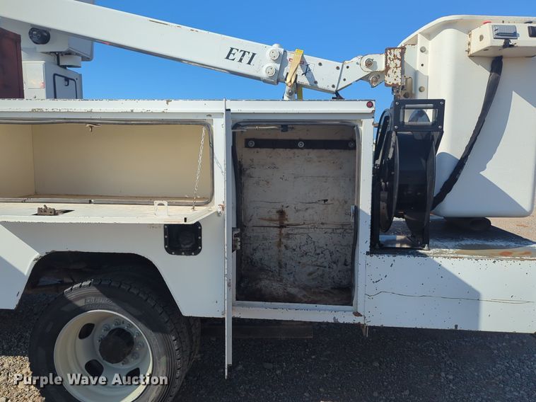 image for item DL1041 2012 Dodge Ram 4500HD bucket truck