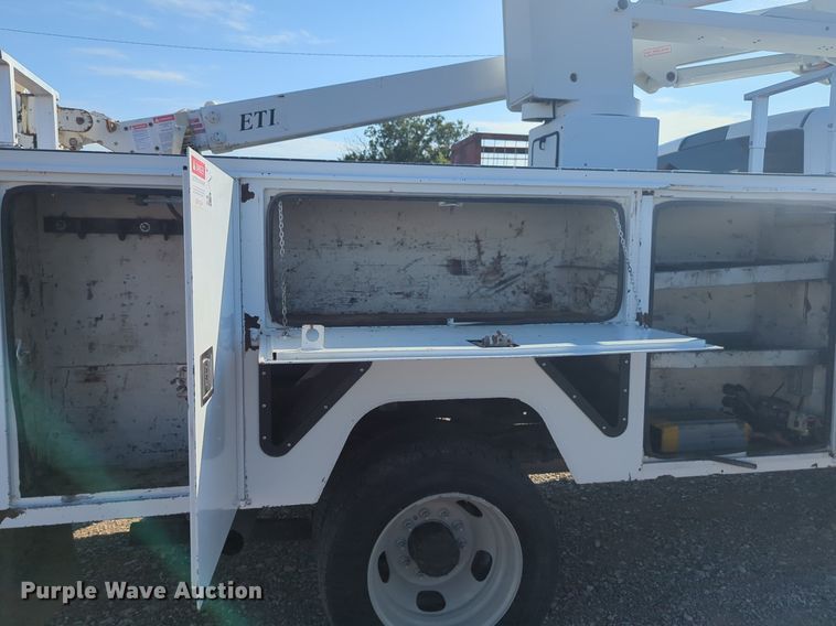 image for item DL1041 2012 Dodge Ram 4500HD bucket truck