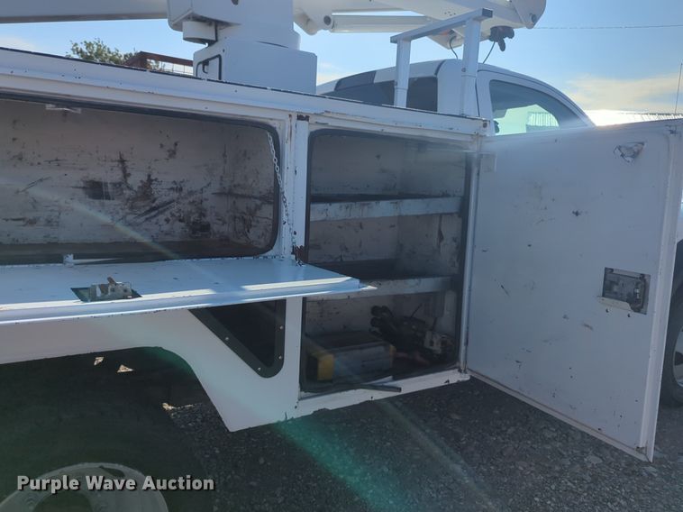 image for item DL1041 2012 Dodge Ram 4500HD bucket truck