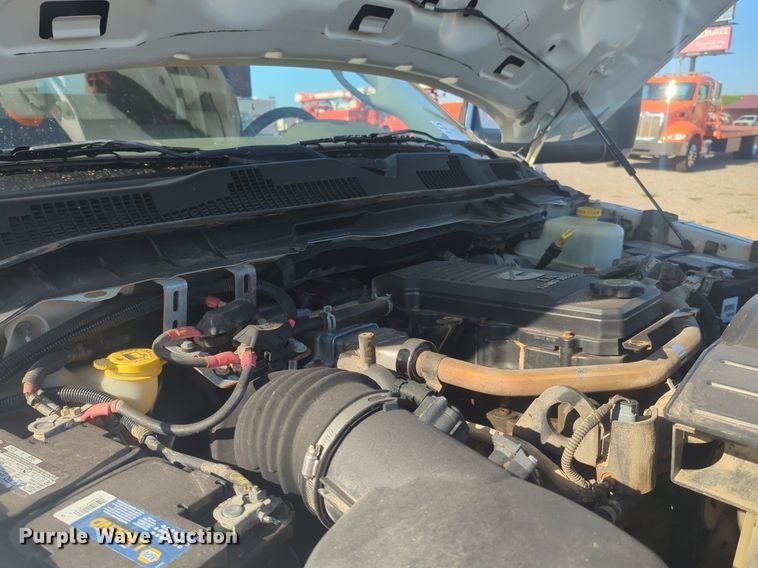 image for item DL1041 2012 Dodge Ram 4500HD bucket truck