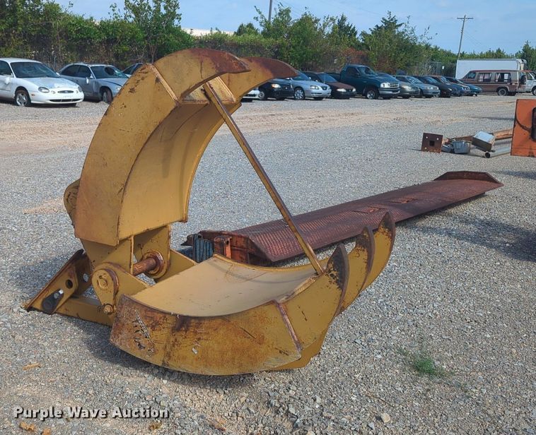 image for item DL1042 Bodine G210 excavator grapple 