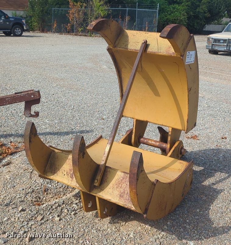 image for item DL1042 Bodine G210 excavator grapple 