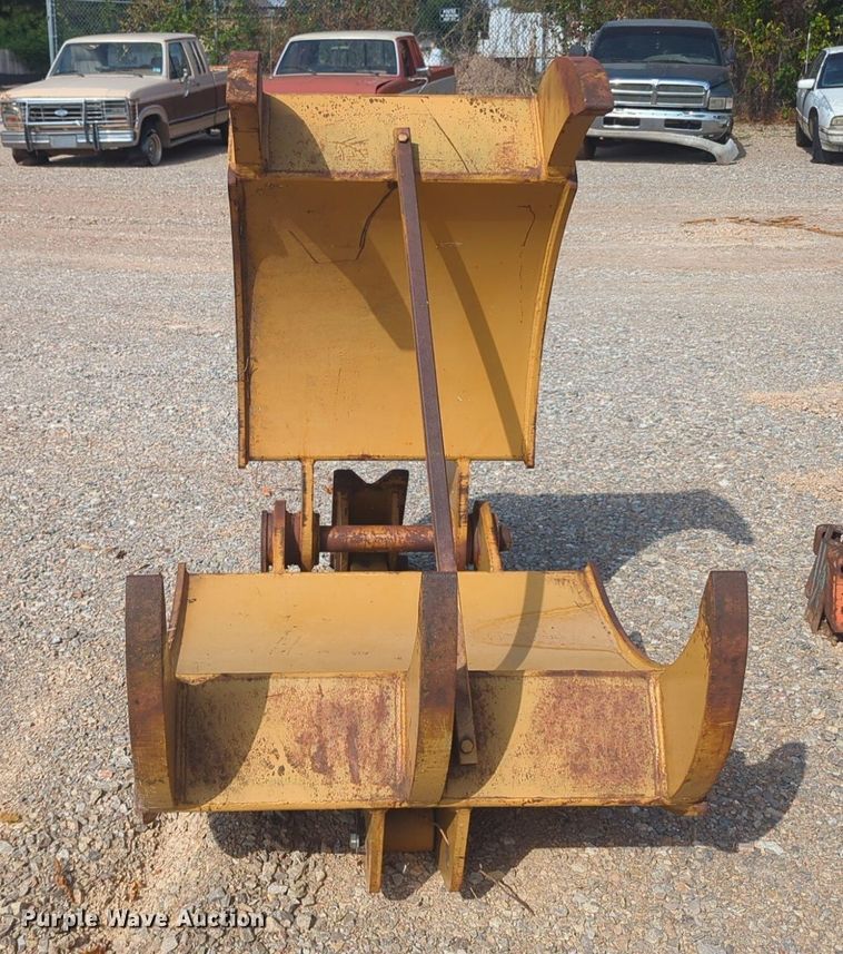 image for item DL1042 Bodine G210 excavator grapple 