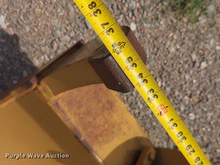 image for item DL1042 Bodine G210 excavator grapple 