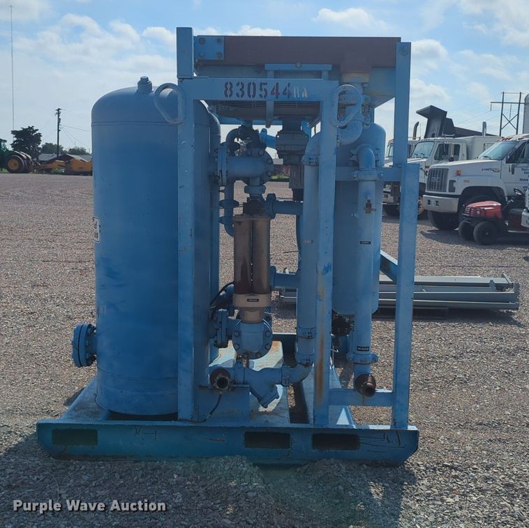 image for item DL1043 Hankison RDH1550GAC air dryer