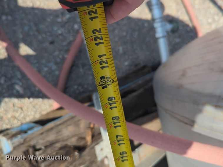 image for item DL1044 (2) fuel tanks