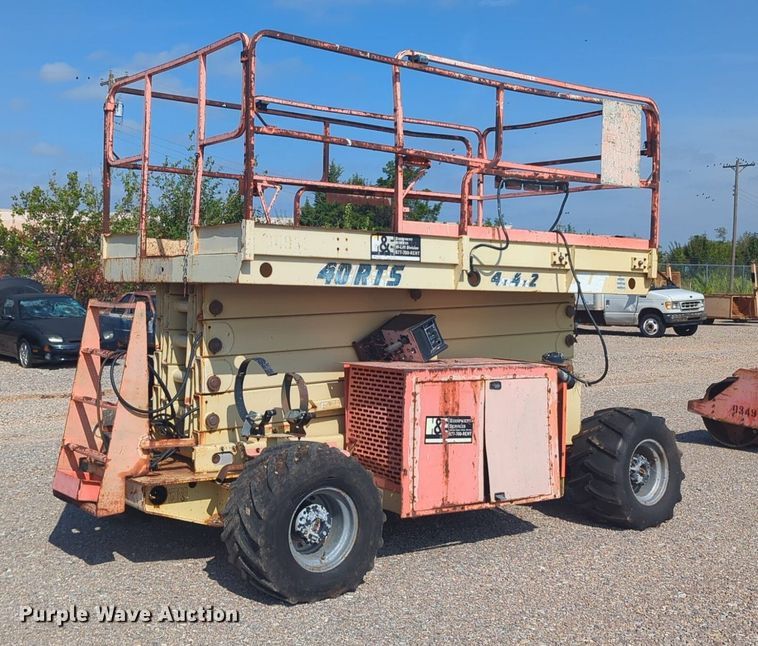 image for item DL1045 2001 JLG 40RTS scissor lift